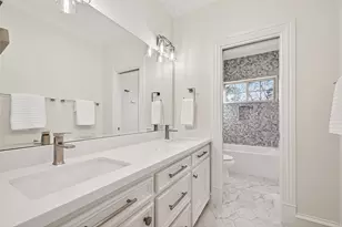 431 Glenchester Dr, Houston, TX 77079 - Photo 36