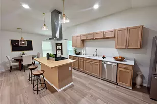 514 McKee St, Clute, TX 77531 - Photo 18