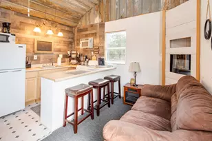 272 Pine Rd, Somerville, TX 77879 - Photo 2