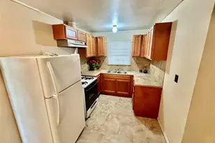 1810 11th St, Orange, TX 77630 - Photo 6