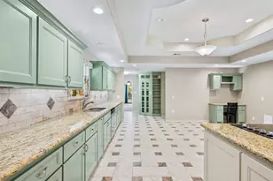 2004 Northshore Dr, Conroe, TX 77304 - Photo 6