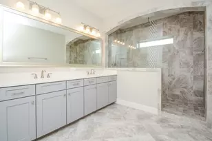 1407 Arkley Way, Houston, TX 77055 - Photo 22