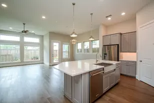 1407 Arkley Way, Houston, TX 77055 - Photo 14