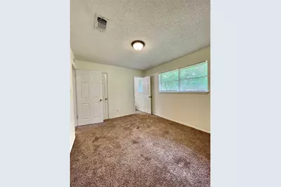 119 Stanford Street, Lake Jackson, TX 77566 - Photo 12