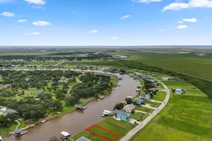 6 County Rd 291, Sargent, TX 77414 - Photo 1