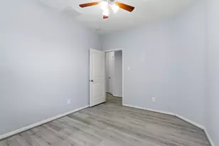271 Westwood Dr, League City, TX 77573 - Photo 36
