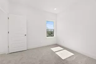 5304 Lynnfield St, Houston, TX 77028 - Photo 26