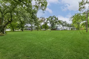 100 N Mattson St, West Columbia, TX 77486 - Photo 30