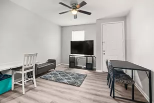 8534 Woodlyn Rd, Houston, TX 77028 - Photo 8