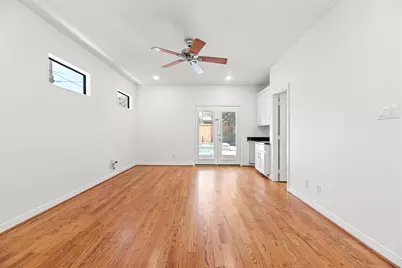 4320 Blossom Street, Houston, TX 77007 - Photo 6