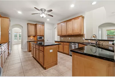 2716 Silverstone Way, Conroe, TX 77304 - Photo 8