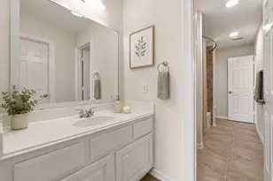 2716 Silverstone Way, Conroe, TX 77304 - Photo 18