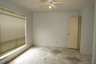 11718 Coachfield Ln, Houston, TX 77035 - Photo 8