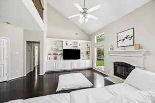 21818 Hidden Falls Ct, Katy, TX 77450 - Photo 10