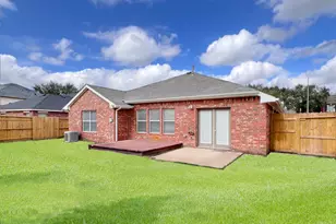 2823 Park Springs Ln, Sugar Land, TX 77479 - Photo 16