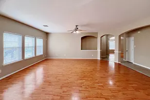 2823 Park Springs Ln, Sugar Land, TX 77479 - Photo 6