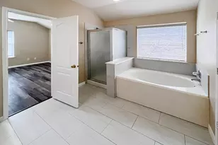 2823 Park Springs Ln, Sugar Land, TX 77479 - Photo 10