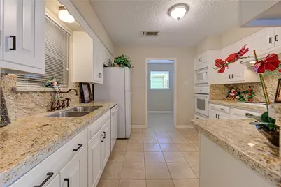 361 Champions Colony III, Houston, TX 77069 - Photo 2