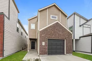 15257 Estrella E, Houston, TX 77073 - Photo 2