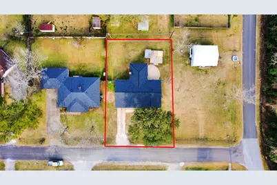 2004 Manor Street, Dayton, TX 77535 - Photo 22