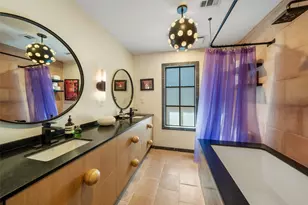 805 E 36th St, Houston, TX 77022 - Photo 20