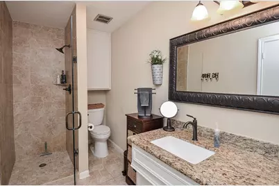 9718 Springmont Drive, Houston, TX 77080 - Photo 30