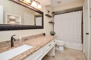 9718 Springmont Dr, Houston, TX 77080 - Photo 22