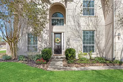 13115 Hampton Bay Drive, Pearland, TX 77584 - Photo 2