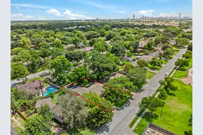 9666 Windswept Lane, Houston, TX 77063 - Photo 34