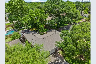 9666 Windswept Lane, Houston, TX 77063 - Photo 32