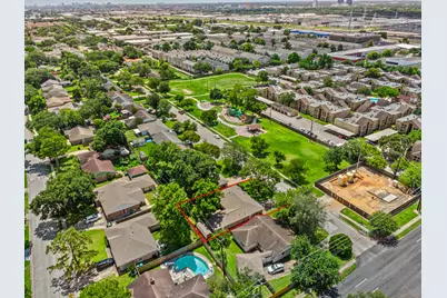 9666 Windswept Lane, Houston, TX 77063 - Photo 34