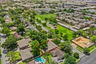 9666 Windswept Ln, Houston, TX 77063 - Photo 34