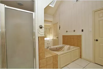 3339 Three Pines Drive, Houston, TX 77339 - Photo 14