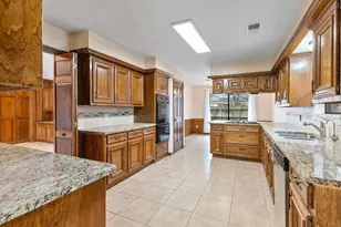 3339 Three Pines Dr, Houston, TX 77339 - Photo 6