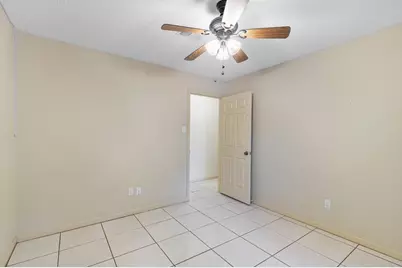 3339 Three Pines Drive, Houston, TX 77339 - Photo 18