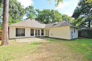 3339 Three Pines Dr, Houston, TX 77339 - Photo 22
