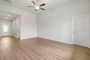 417 Sunny Highlands Dr, Katy, TX 77493 - Photo 2