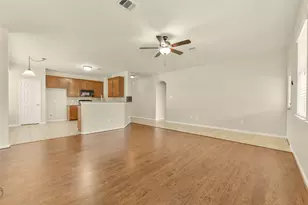 5002 Creekside Ave, Baytown, TX 77523 - Photo 4