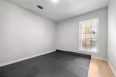9730 Wickenburg Drive, Houston, TX 77031 - Photo 14