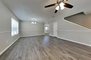 1810 Telkwa Dr, Spring, TX 77386 - Photo 4