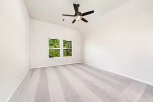 233 Crestview Dr, West Columbia, TX 77486 - Photo 14