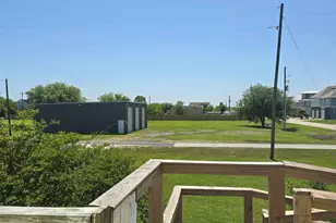 2208 Nelson Ave, Port Bolivar, TX 77650 - Photo 8