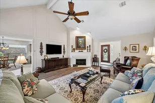 4435 Bermuda Dr, Sugar Land, TX 77479 - Photo 10