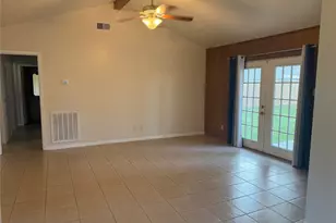 10106 Antrim Ln, La Porte, TX 77571 - Photo 4