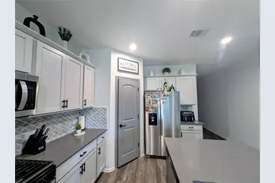 4988 Blue Beetle Ridge Drive, Katy, TX 77493 - Photo 8
