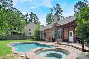 11 Barlow Ct, The Woodlands, TX 77382 - Photo 10