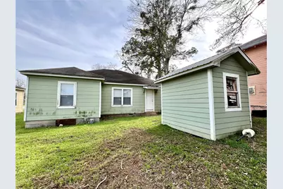 502 W Third Street, Brenham, TX 77833 - Photo 6