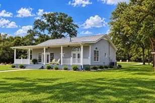 20283 Lakeshore Dr, Thornton, TX 76687 - Photo 8