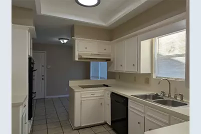 1810 Mustang Springs Drive, Missouri City, TX 77459 - Photo 8