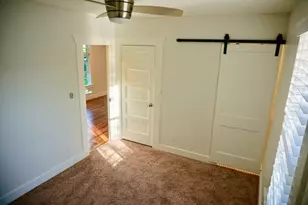 304 E 33rd St, Houston, TX 77018 - Photo 8